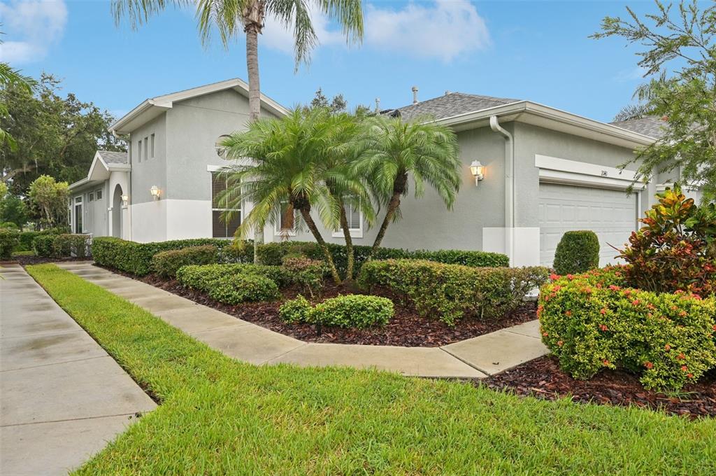 2040 SIFIELD GREENS WAY UNIT 2040