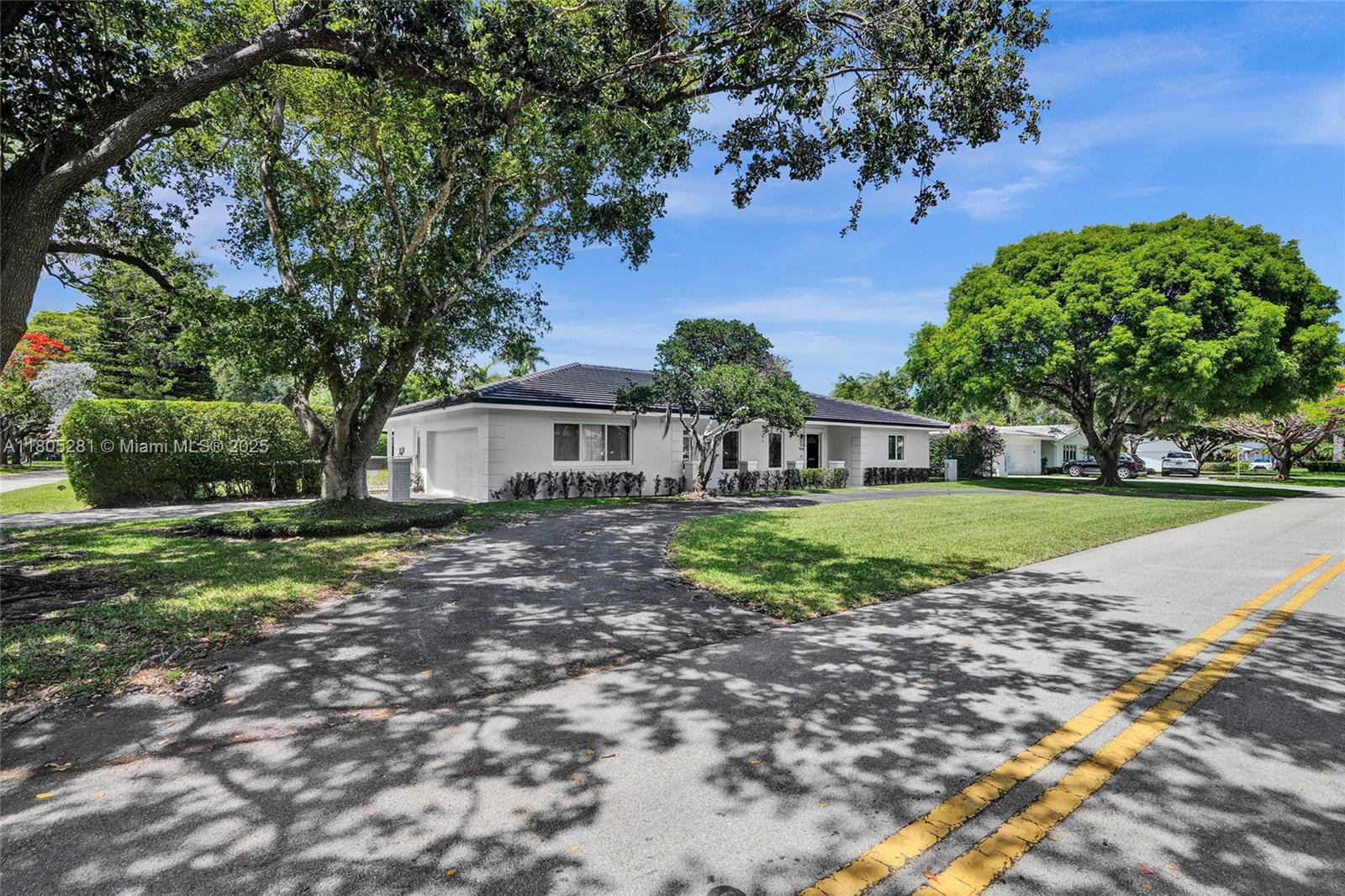 7941 SW 143rd St, Palmetto Bay FL 33158