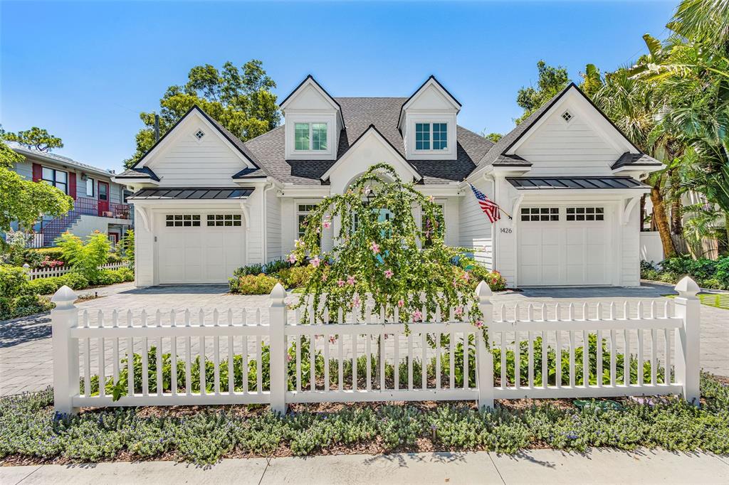 1426 S OSPREY AVENUE