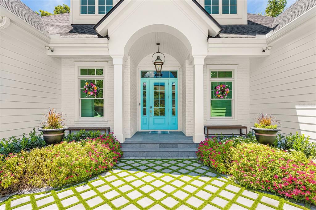 1426 S OSPREY AVENUE, SARASOTA, FL — photo 2 of 30