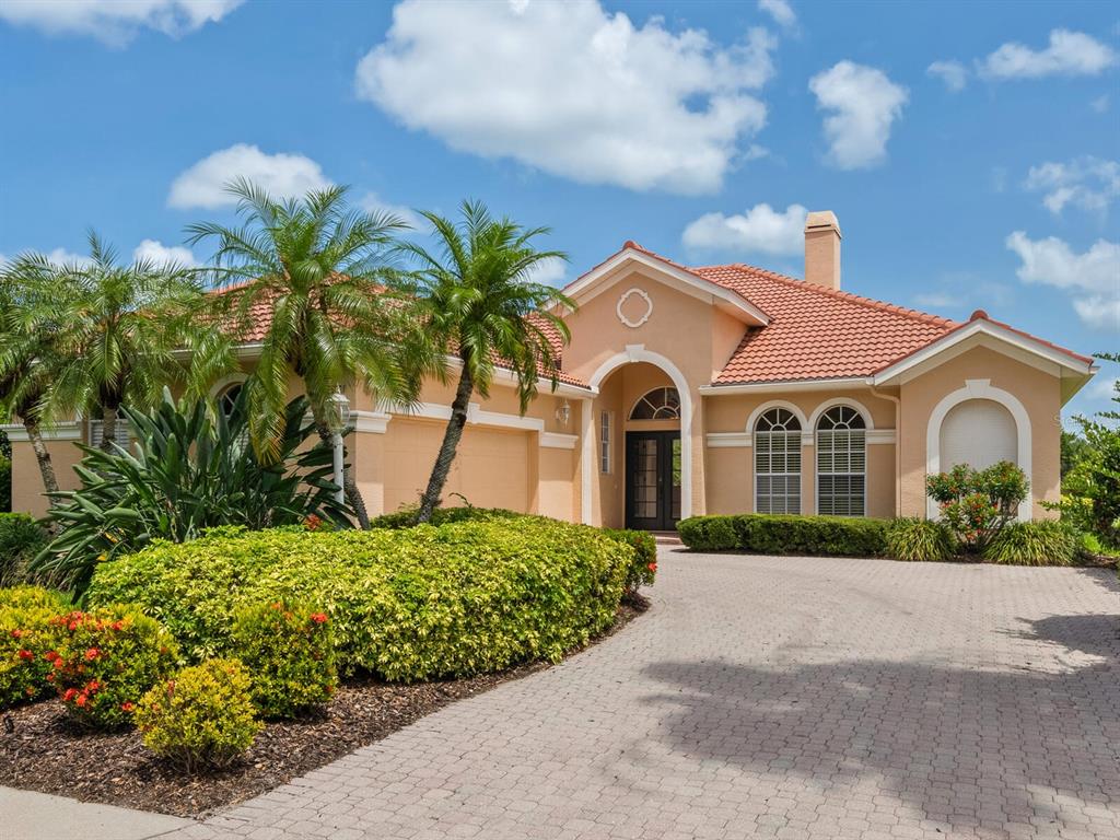 6851 BAY HILL DRIVE