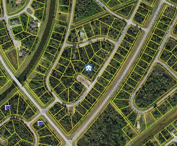 CUSTER CIRCLE, NORTH PORT, FL — photo 2 of 4