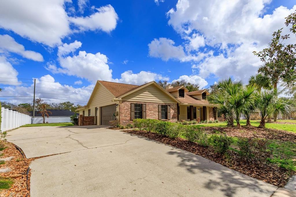 4953 COURTLAND LOOP