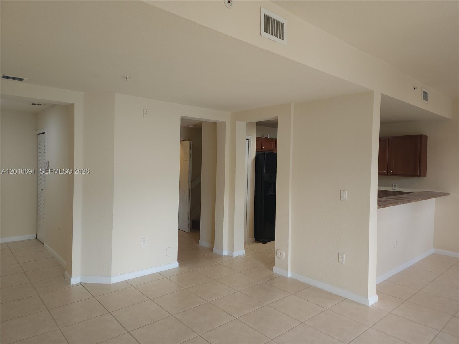 DORAL, FL — photo 5 of 11