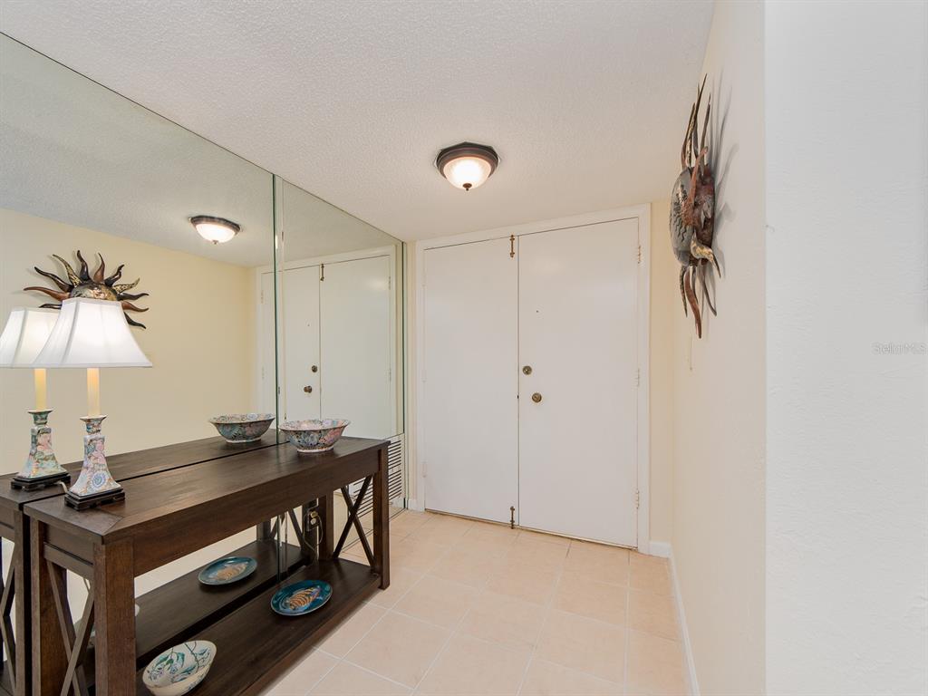 1430 GULF BOULEVARD UNIT 110, CLEARWATER, FL — photo 5 of 30