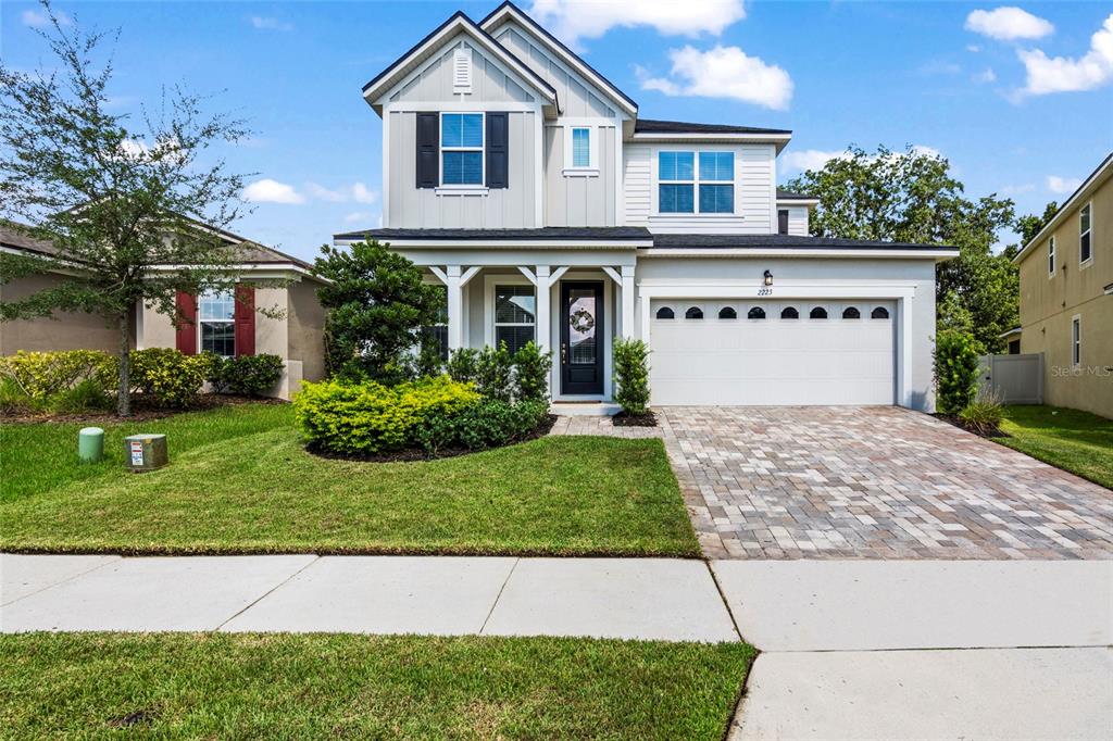 2223 FARNHAM DRIVE