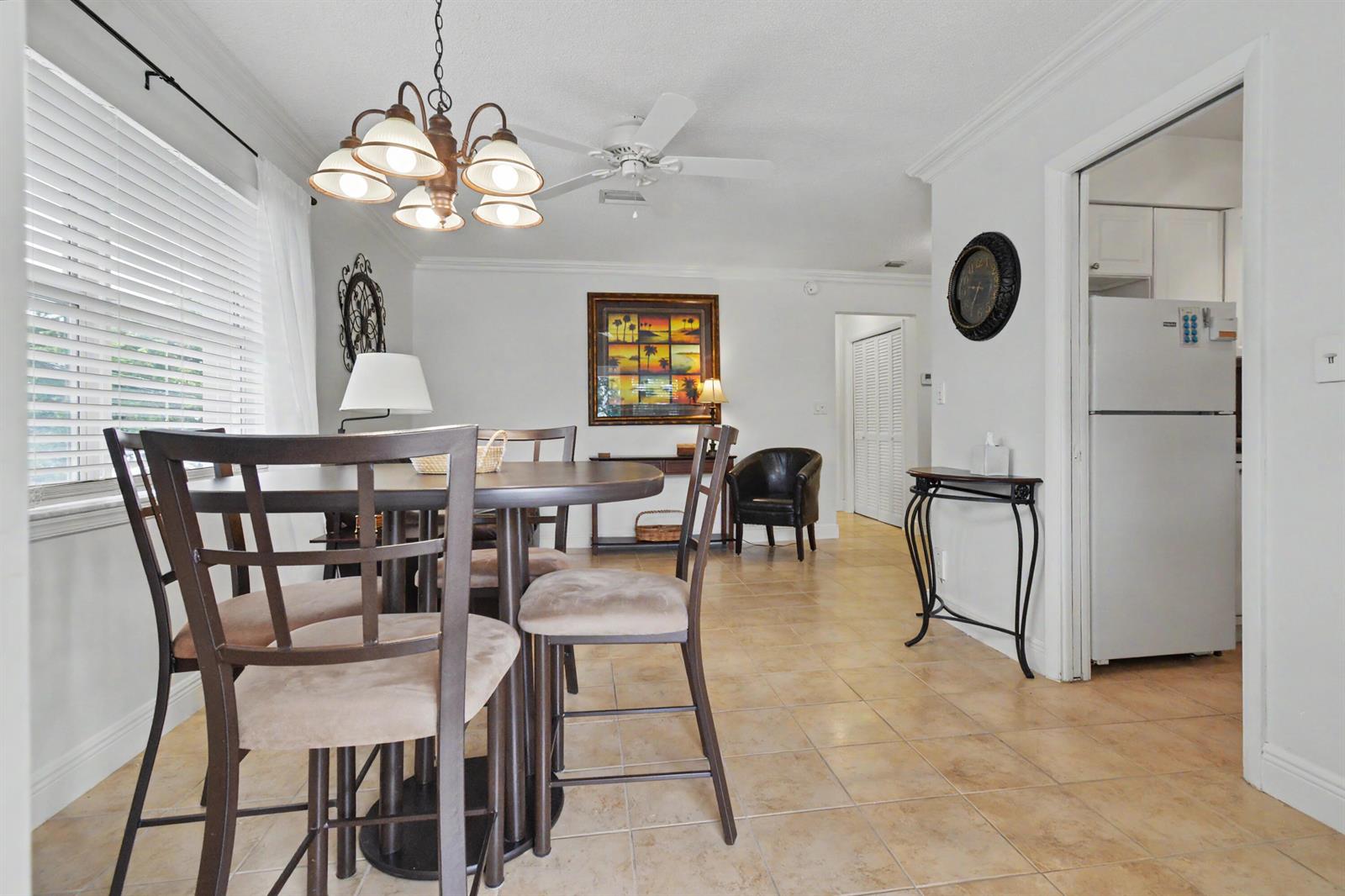 2701 NE 1st Street # 201, Pompano Beach FL 33062