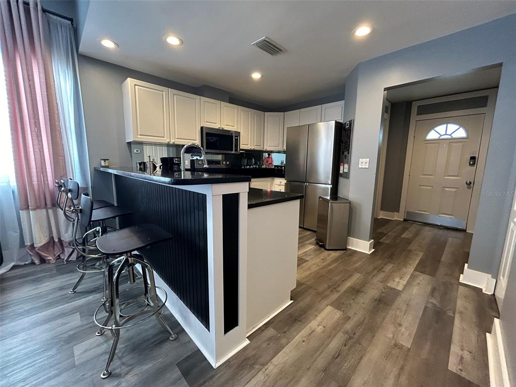 3701 54TH DRIVE W UNIT 201, BRADENTON, FL — photo 5 of 27