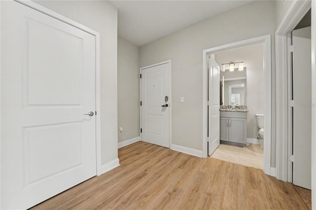 7505 LAUREATE BOULEVARD UNIT 2407, ORLANDO, FL — photo 3 of 30