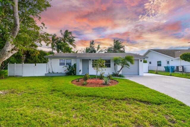 702 NE 10th Avenue, Boynton Beach FL 33435