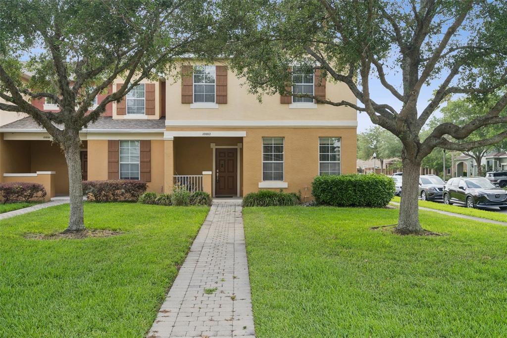 10882 SAVANNAH LANDING CIRCLE