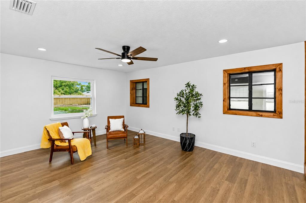 112 COLOMBA ROAD, DEBARY, FL — photo 4 of 21