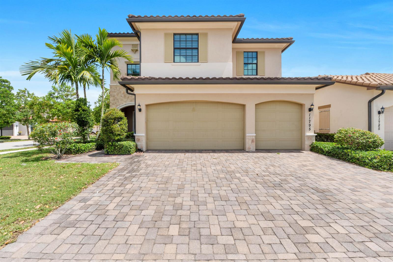 11795 Waterway Circle, Parkland FL 33076
