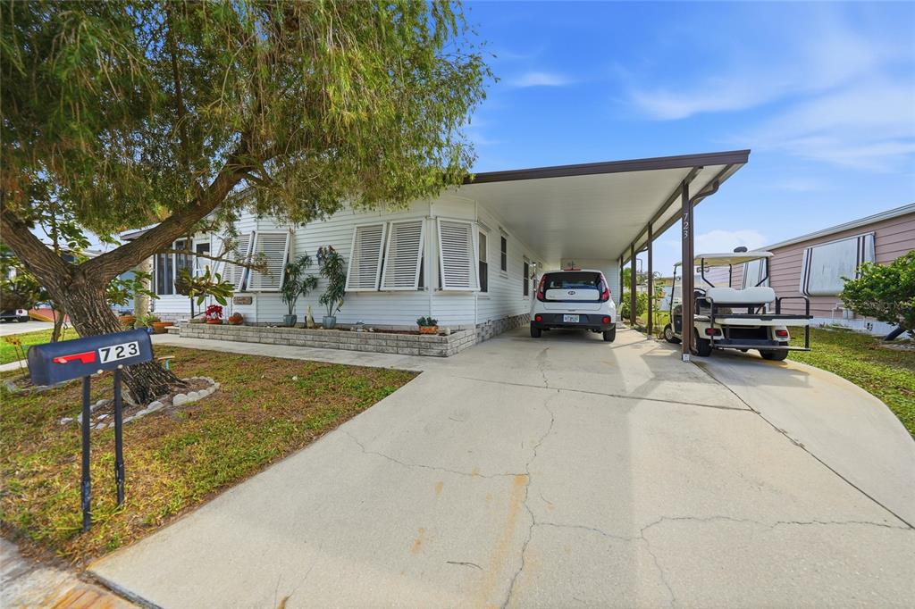 723 RIVERVIEW CIRCLE