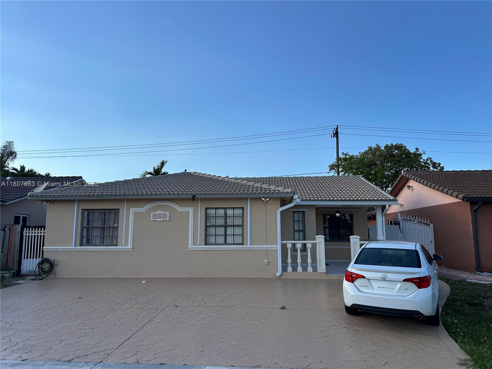 10075 NW 129th Ter, Hialeah Gardens FL 33018