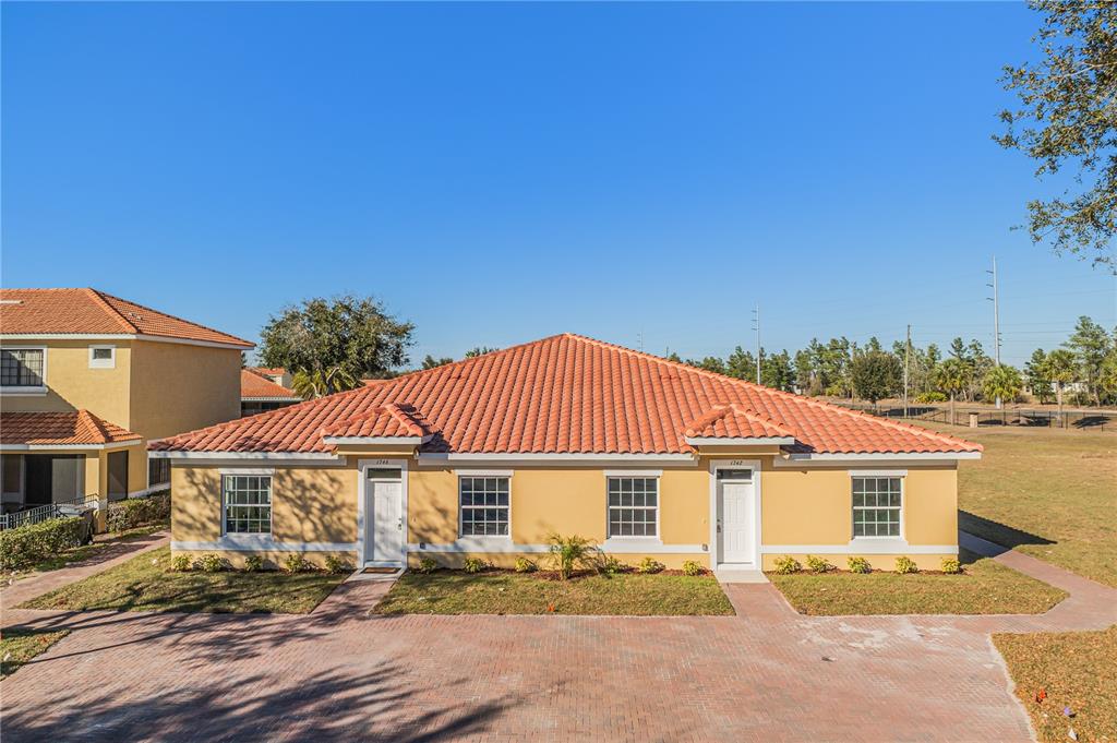 1742 CORIANDER DRIVE UNIT 1742
