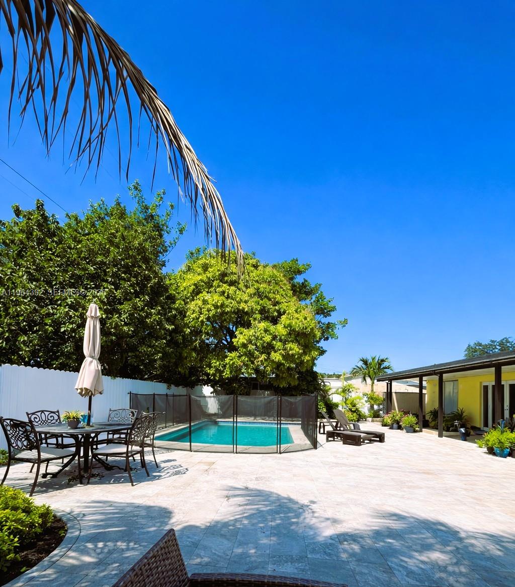 20600 SW 117th Ave, Miami FL 33177