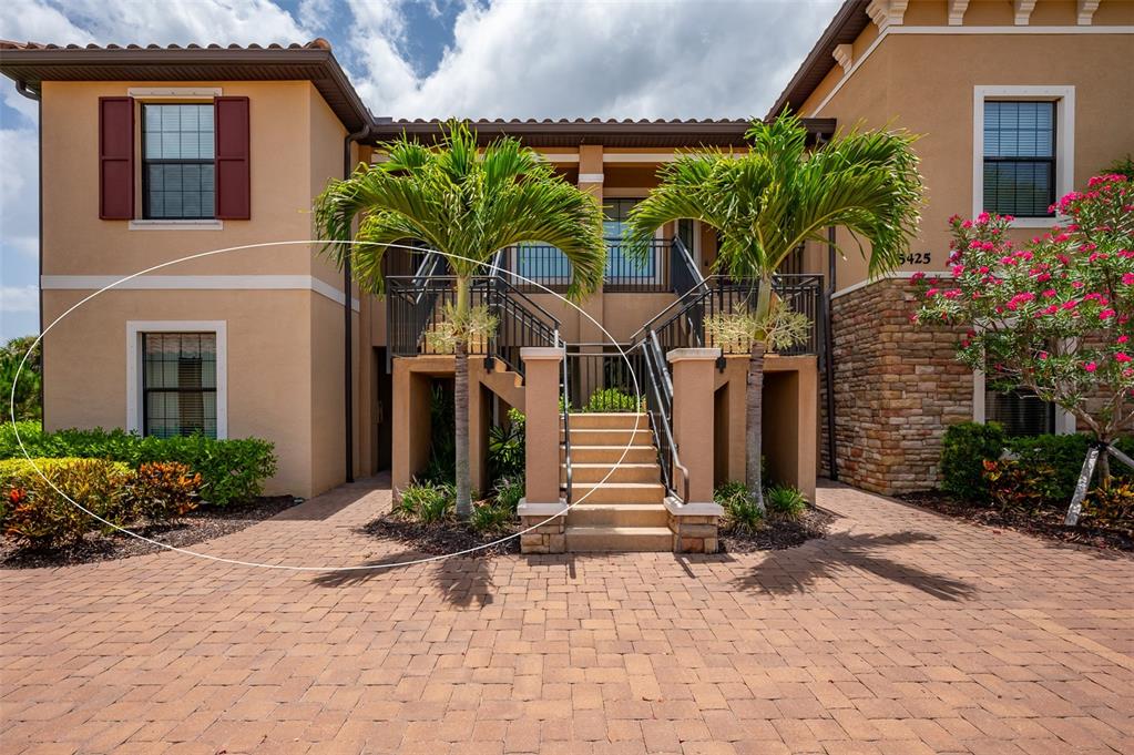 5425 CICERONE STREET UNIT 101