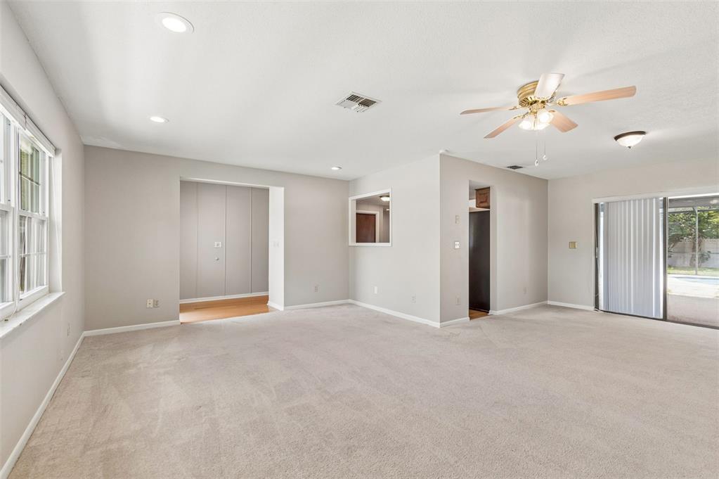 11798 DAVID COURT, SEMINOLE, FL — photo 4 of 30