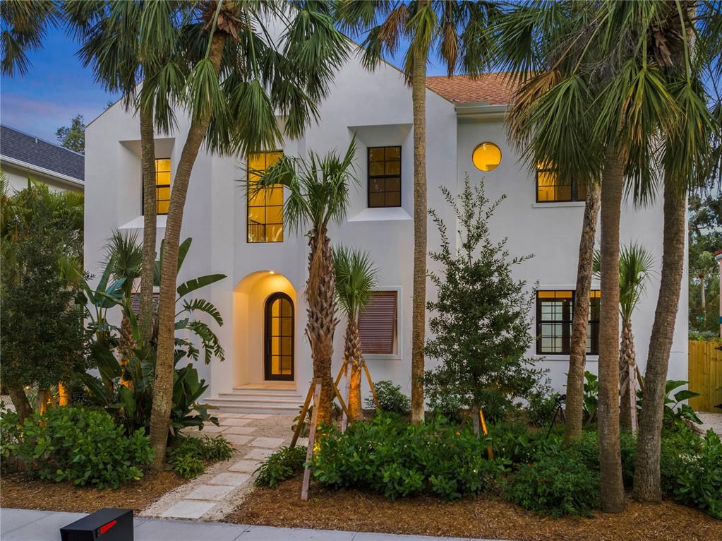 1648 BONITA LANE