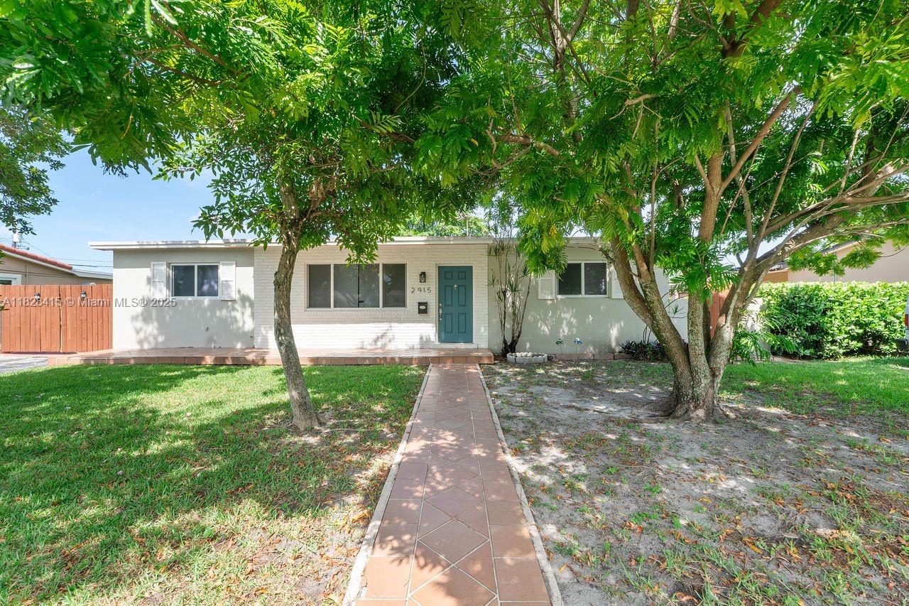 2915 SW 92nd Pl, Miami FL 33165