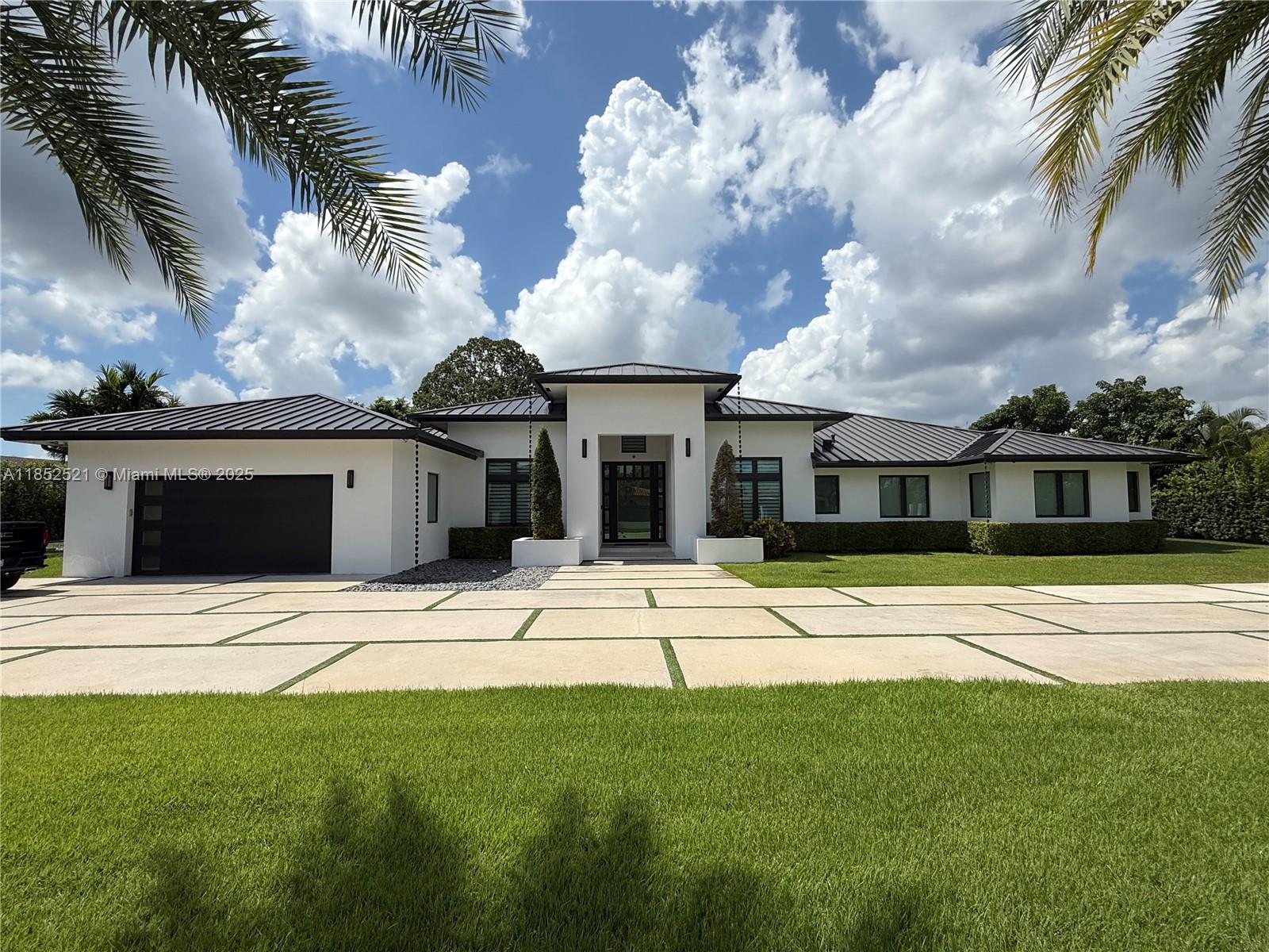 9600 SW 66th St, Miami FL 33173