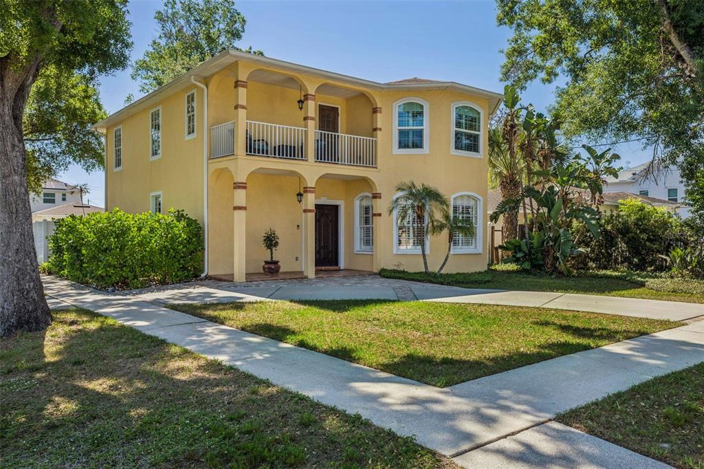 219 N EXCELDA AVENUE