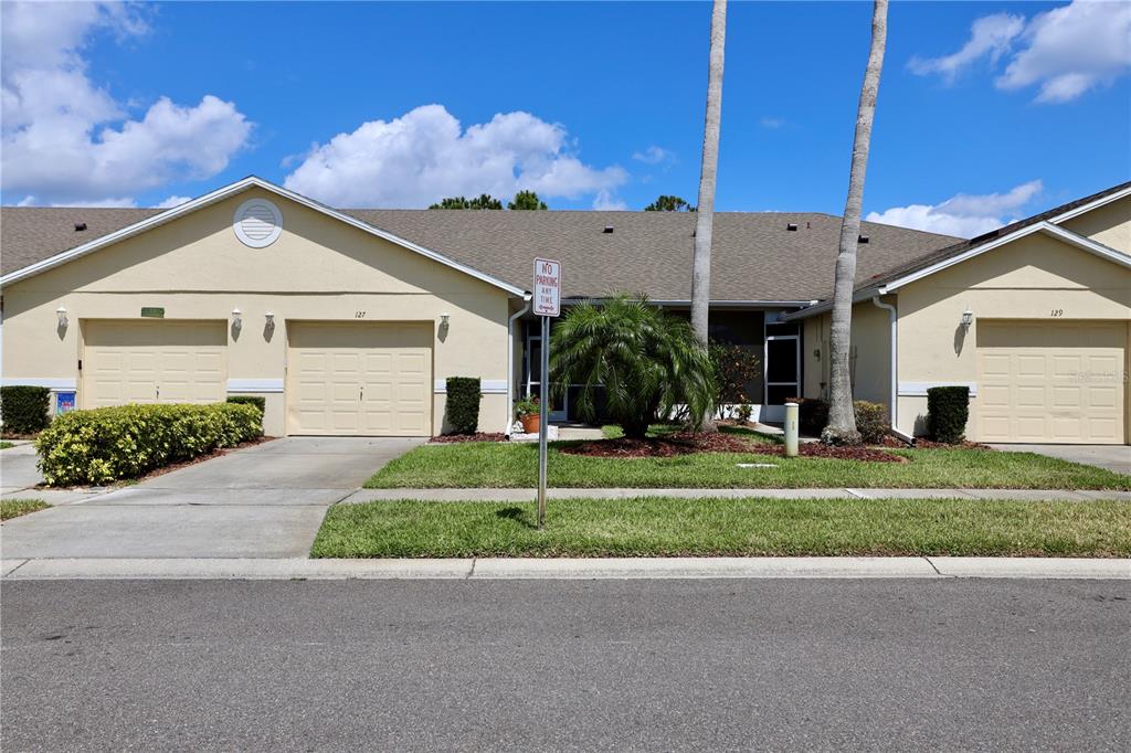 127 CLUB VILLAS LANE