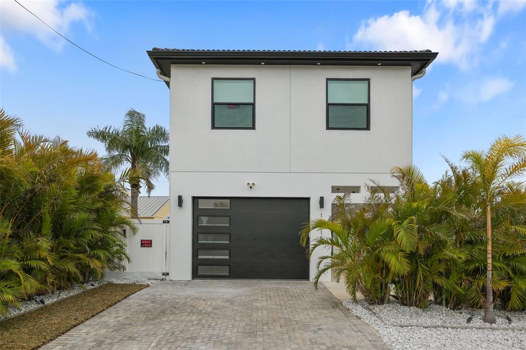 16015 REDINGTON DRIVE