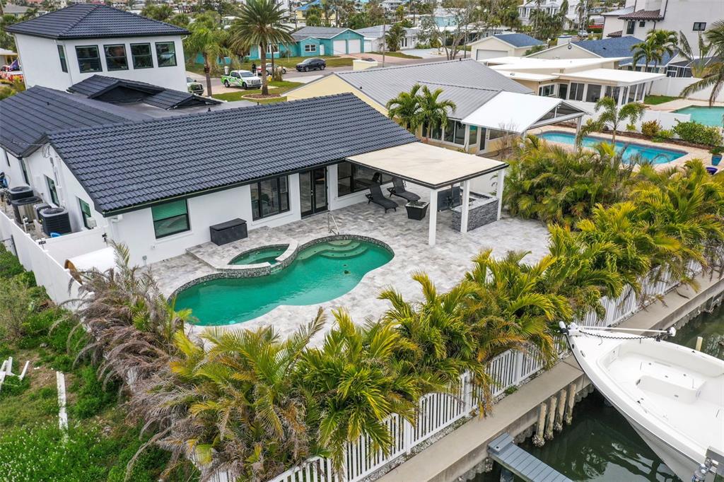 16015 REDINGTON DRIVE, REDINGTON BEACH, FL — photo 3 of 30