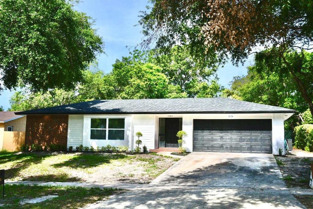 2074 DUNSFORD DRIVE