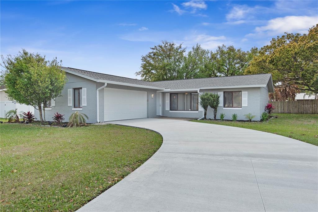 1222 THOMASINA DRIVE