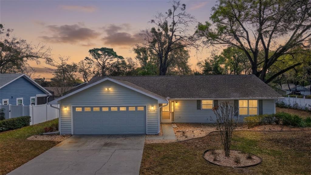 1120 GARDNER LANE