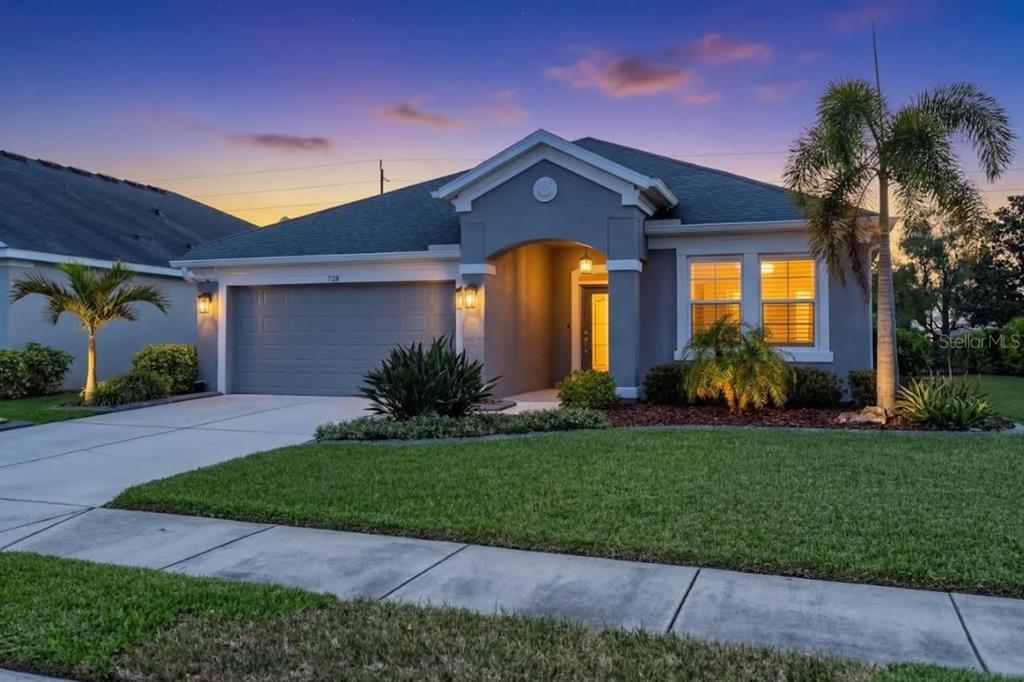 728 ROSEMARY CIRCLE