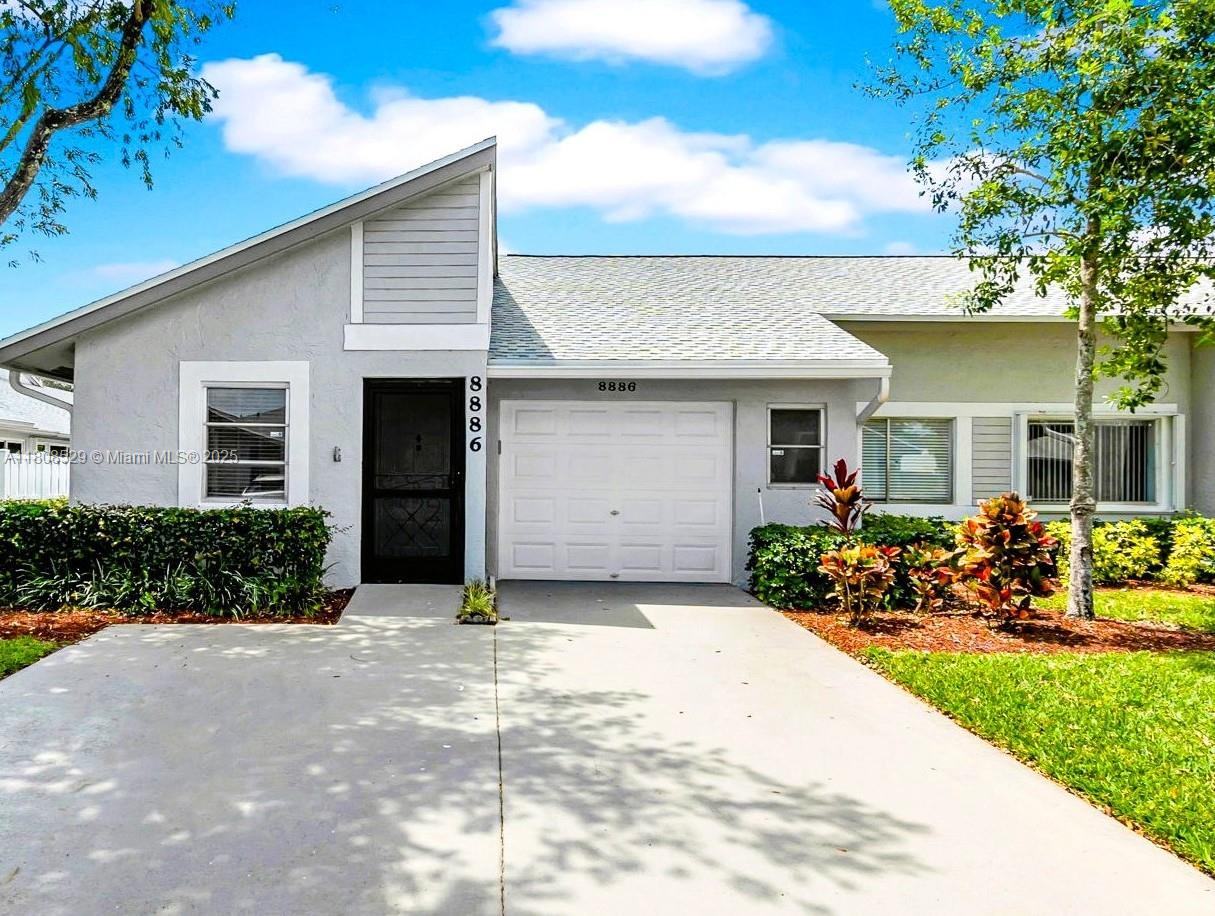 8886 Windtree St, Boca Raton FL 33496
