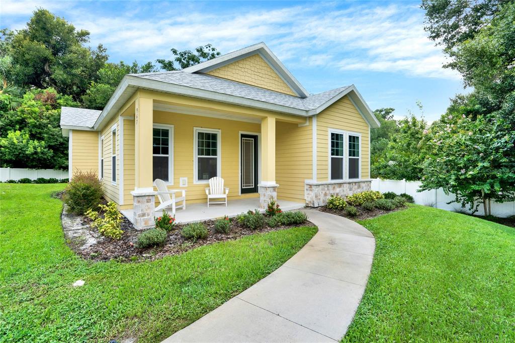 967 AZALEA WALK CIRCLE