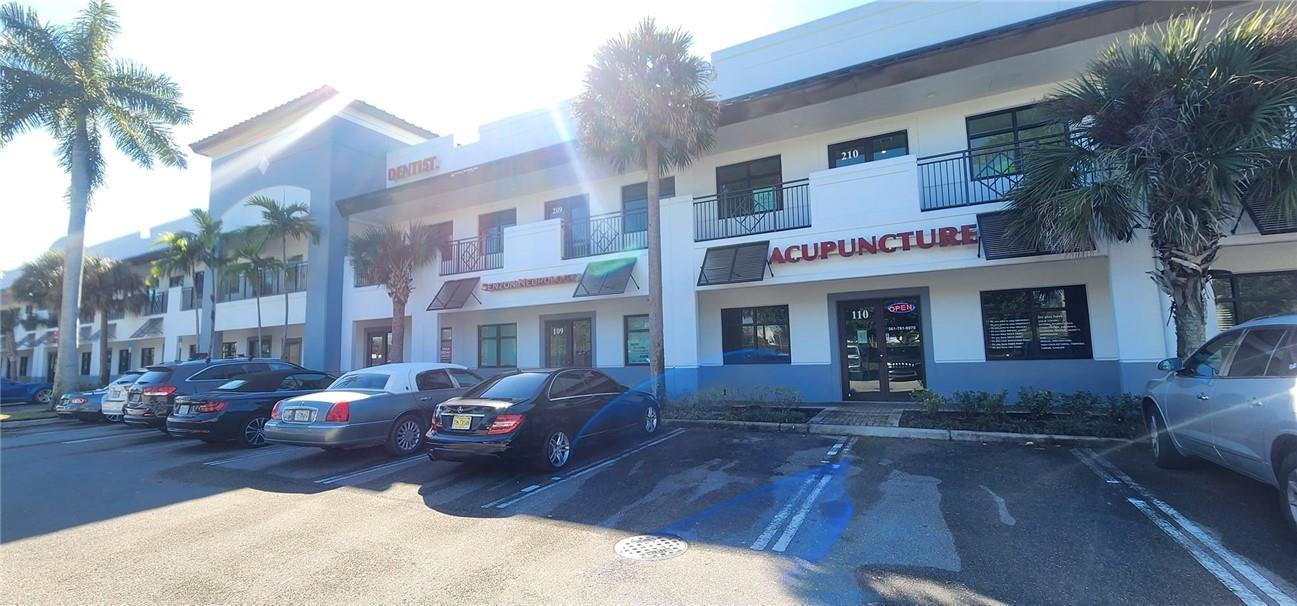 9100 Belvedere Road # 213, Royal Palm Beach FL 33411