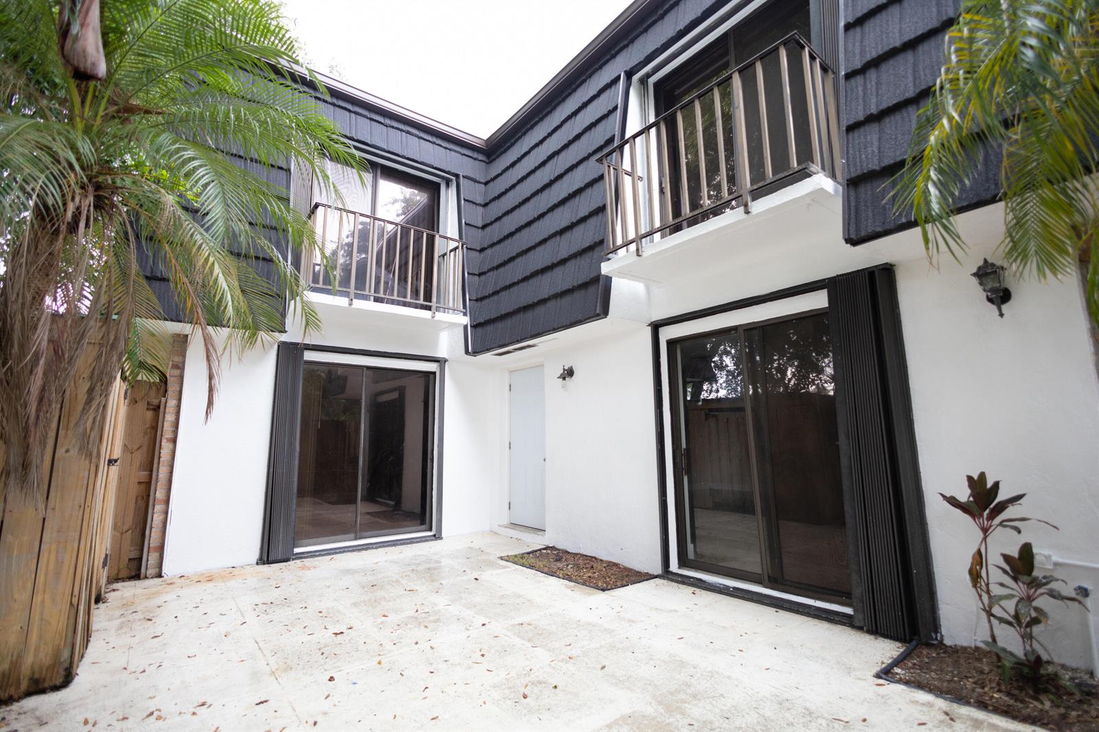 317 Woodland Road, Palm Springs FL 33461