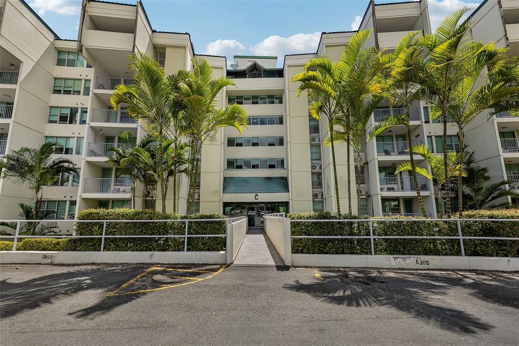 37 COND ATRIUM PARK REGINA MEDINA Apt 408C