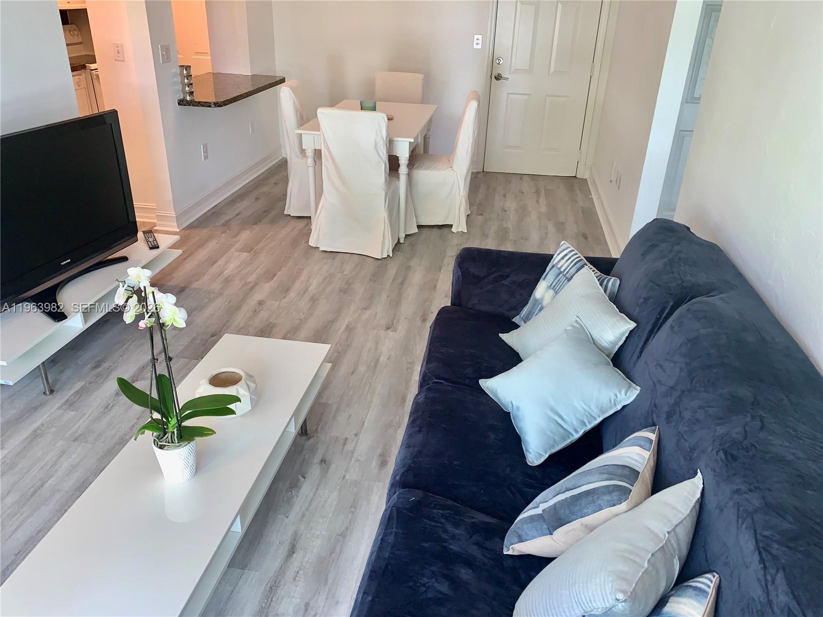290 Sunrise Dr # 304, Key Biscayne FL 33149