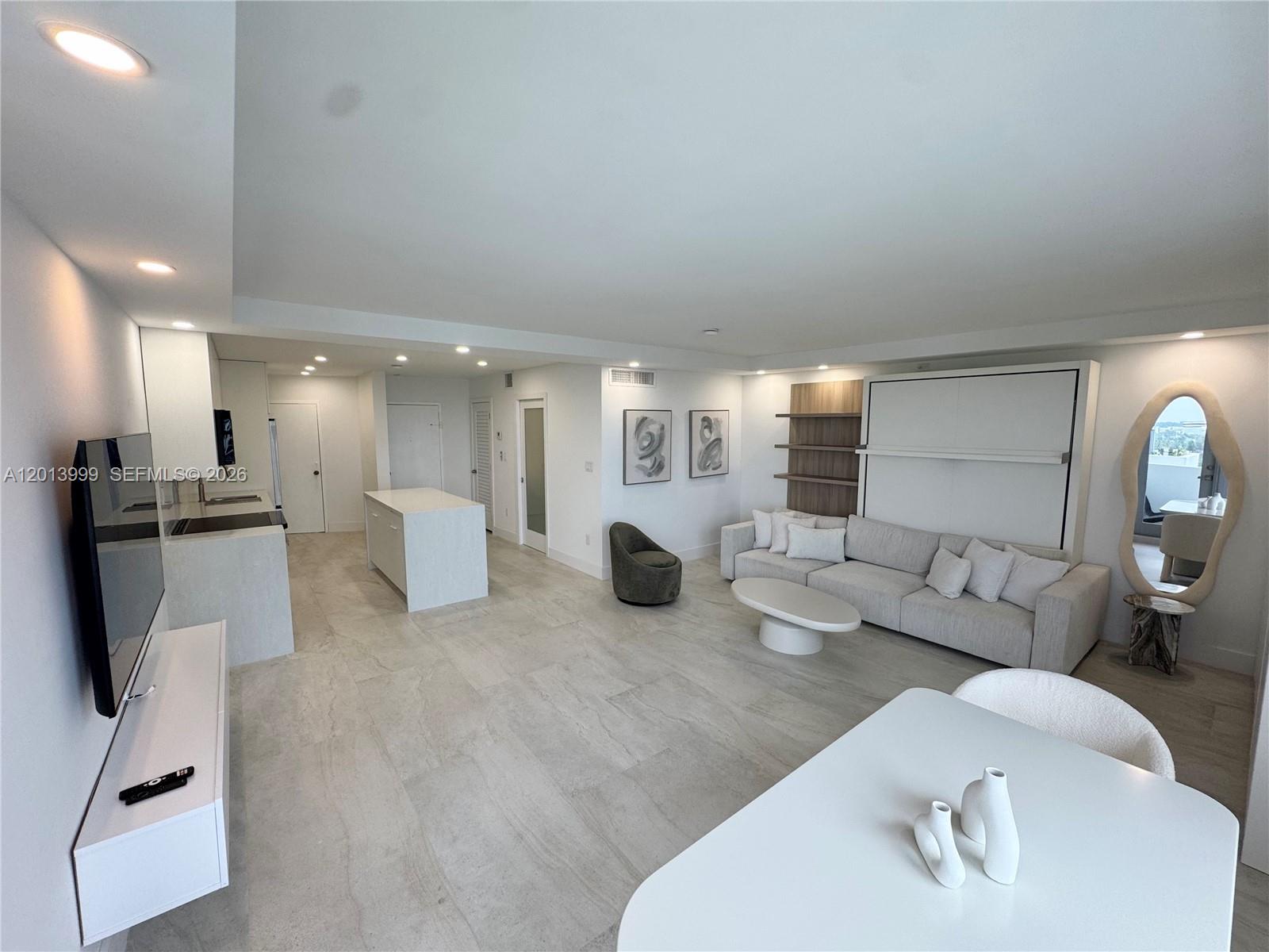 2899 Collins Ave # 1414, Miami Beach FL 33140