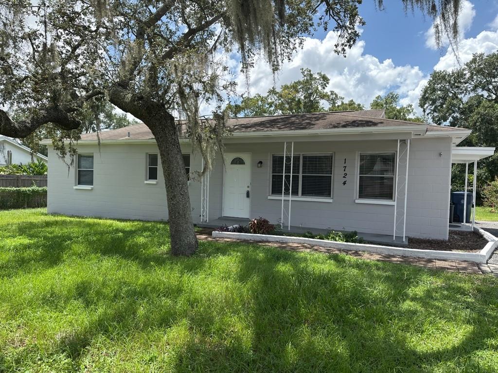 1724 W ELDRED DRIVE