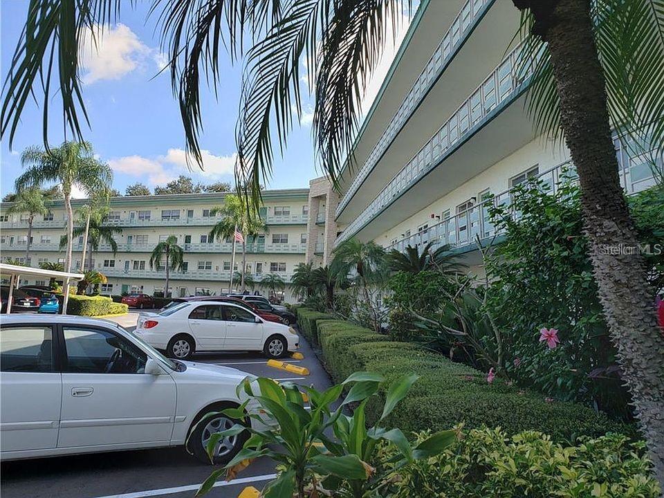 5725 80TH STREET N UNIT 217
