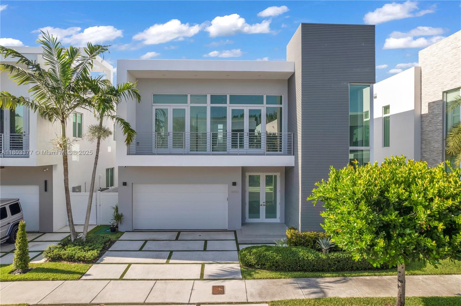 10553 NW 67th Ter, Doral FL 33178