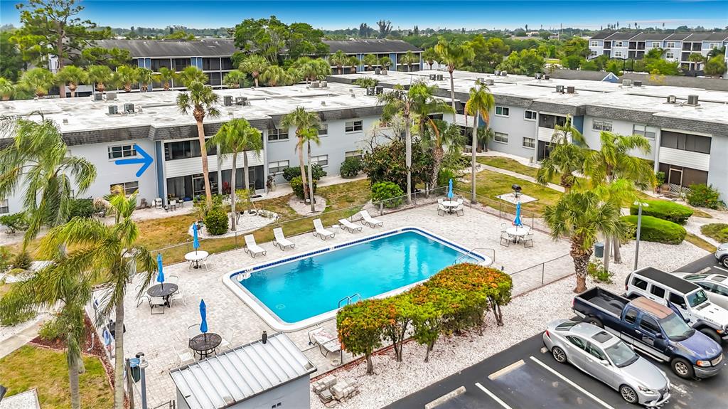 5507 FOUNTAIN LAKE CIRCLE UNIT B206