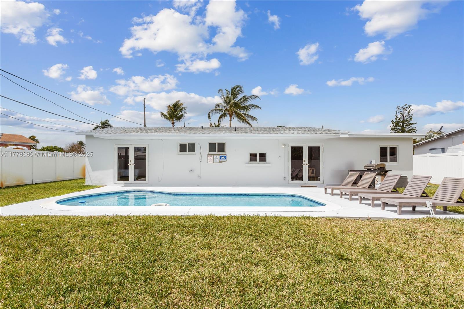 3710 NW 6th Ave, Deerfield Beach FL 33064