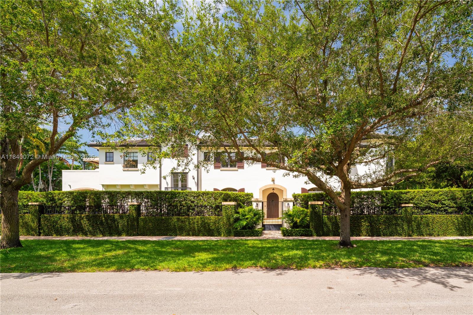 6400 San Vicente St, Coral Gables FL 33146