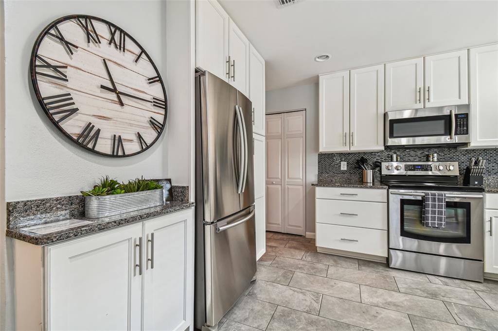 1523 BAYSHORE BOULEVARD UNIT 6, DUNEDIN, FL — photo 4 of 30