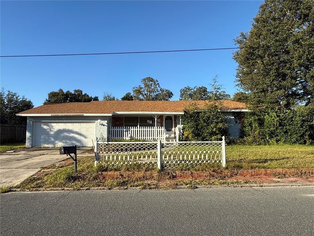 2148 BLOSSOM LANE