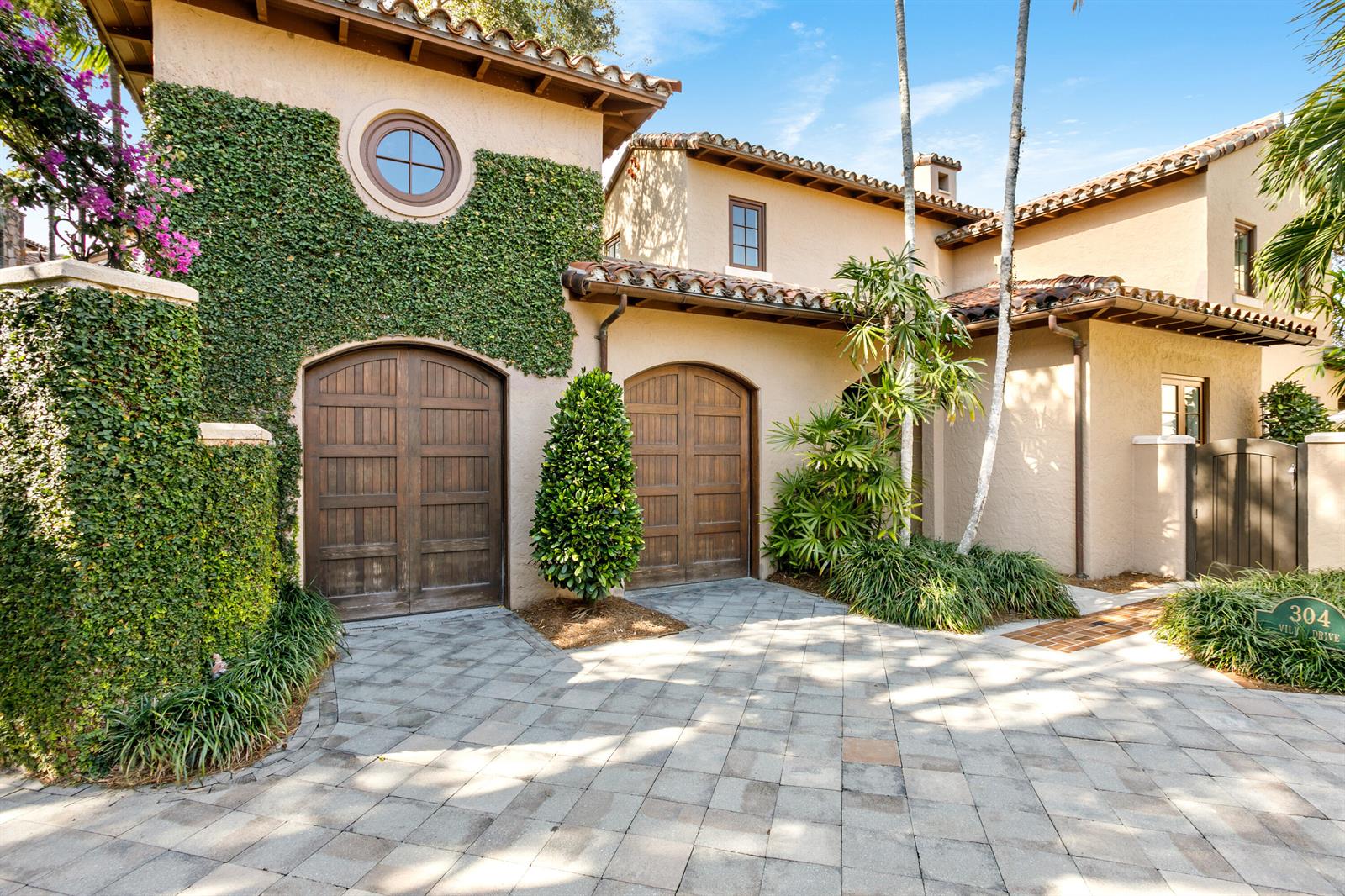 304 Villa Drive Drive, Jupiter FL 33477